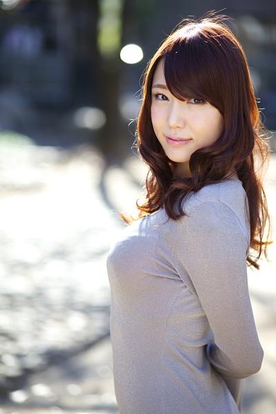 アナウンサー　巨乳 DVD「佳苗れん／Ｆカップ巨乳！某地方局現役女子アナウンサー！マスターベーションインストラクション」作品詳細 - GEO Online/ゲオオンライン